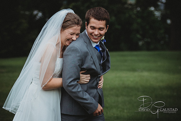 Wedding Photographer DeForest Madison Waunakee