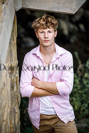 Senior Pictures DeForest,  Madison, Waunakee,  Sun Prairie. Middleton, Lodi, Verona