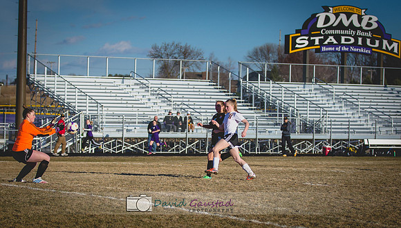 DeForest Girls Soccer BQ4A4640