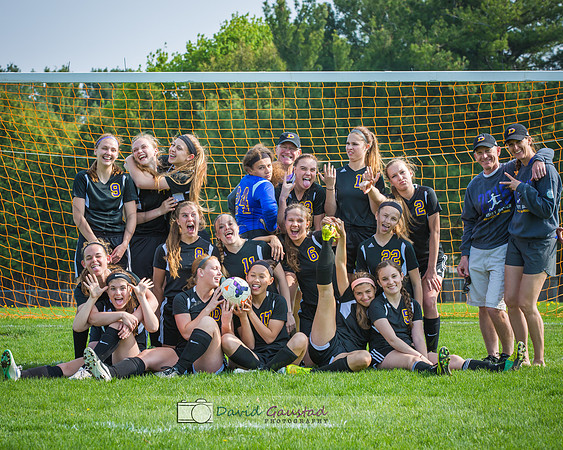 DeForest Girls Soccer Team BQ4A7625