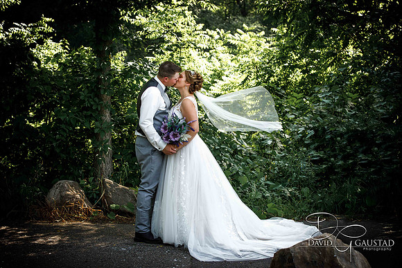 Wedding Photographer Baraboo, Madison,  Waunakee