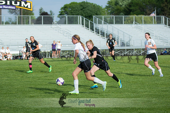 DeForest Girls JV Soccer vs Lodi on May 24th 2016
