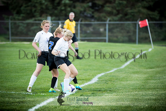 DeForest Girls JV Soccer vs Lodi on May 24th 2016