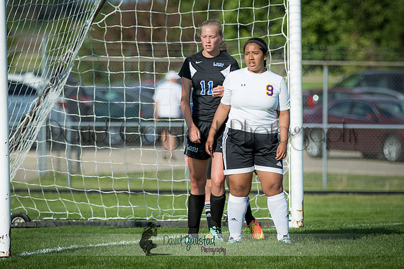 DeForest Girls JV Soccer vs Lodi on May 24th 2016