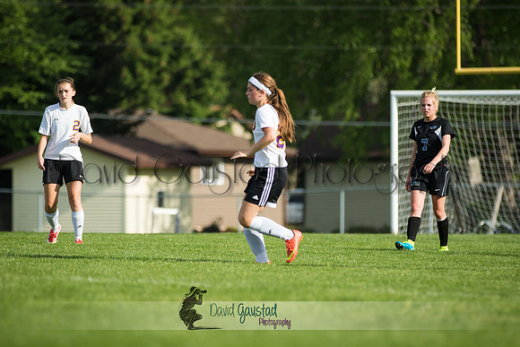 DeForest Girls JV Soccer vs Lodi on May 24th 2016