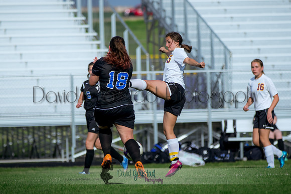 DeForest Girls JV Soccer vs Lodi on May 24th 2016