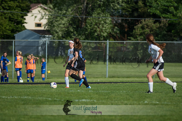 DeForest Girls JV Soccer vs Lodi on May 24th 2016