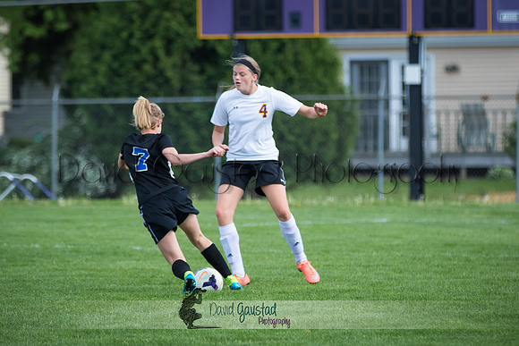 DeForest Girls JV Soccer vs Lodi on May 24th 2016