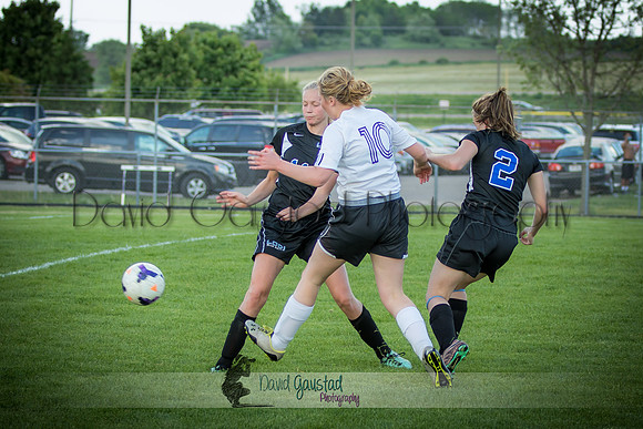 DeForest Girls JV Soccer vs Lodi on May 24th 2016