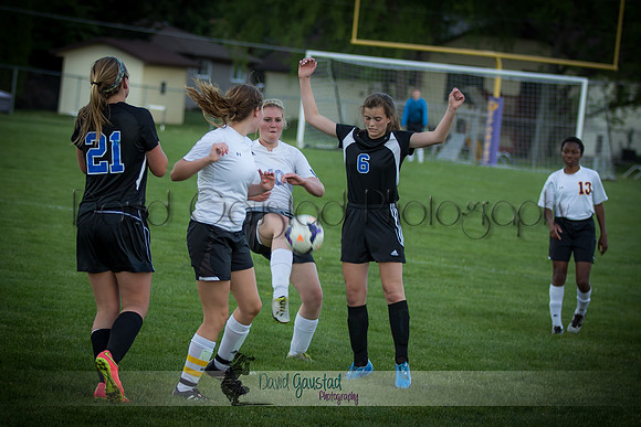 DeForest Girls JV Soccer vs Lodi on May 24th 2016