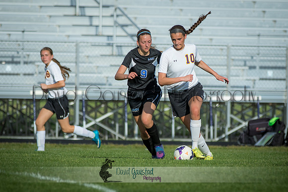 DeForest Girls JV Soccer vs Lodi on May 24th 2016