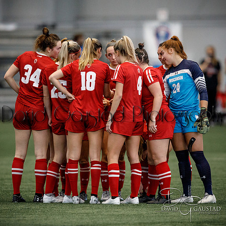 Wisconsin Women's Soccer Team vs Illinois Fighting Illini