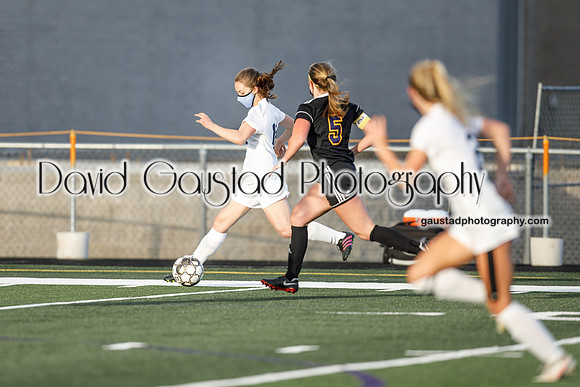 DeForest Girls Varsity Soccer vs Monona Grove May 2021