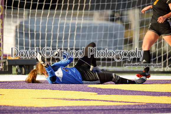 DeForest Girls Varsity Soccer vs Monona Grove May 2021