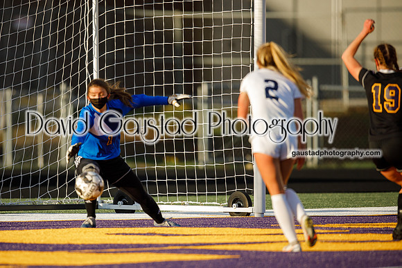 DeForest Girls Varsity Soccer vs Monona Grove May 2021