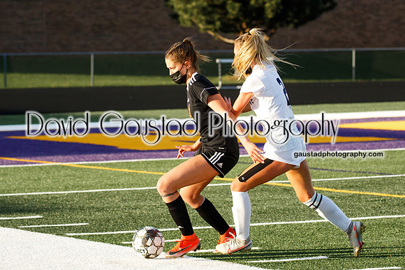 DeForest Girls Varsity Soccer vs Monona Grove May 2021