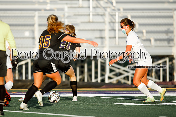 DeForest Girls Varsity Soccer vs Monona Grove May 2021