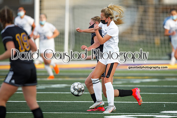 DeForest Girls Varsity Soccer vs Monona Grove May 2021
