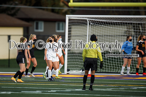 DeForest Girls Varsity Soccer vs Monona Grove May 2021
