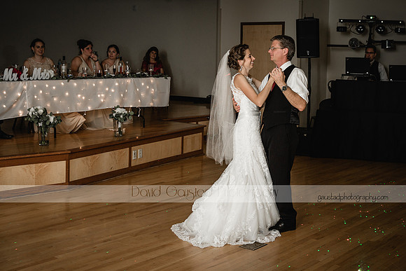 Father Daughter Dance BQ4A1138