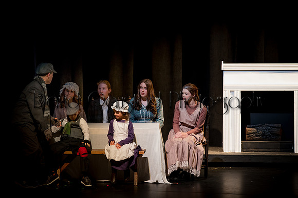 DeForest Area High School Drama Club - A Christmas Carol 2017