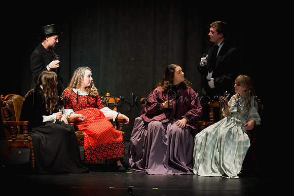 DeForest Area High School Drama Club - A Christmas Carol 2017