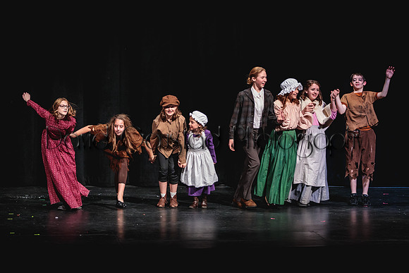DeForest Area High School Drama Club - A Christmas Carol 2017
