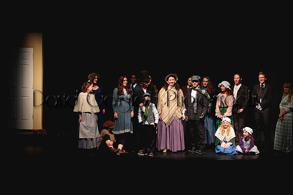 DeForest Area High School Drama Club - A Christmas Carol 2017