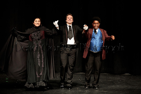 DeForest Area High School Drama Club - A Christmas Carol 2017