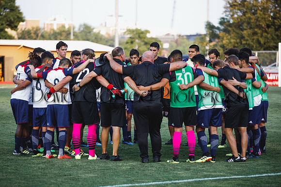 UIC Soccer 0M7A0913
