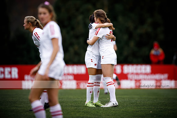 Wisconsin Women's Soccer Team vs. Illinois