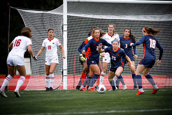 Wisconsin Women's Soccer Team vs. Illinois