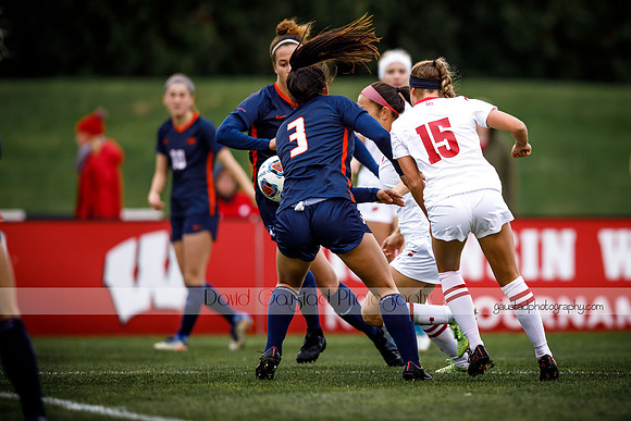 Wisconsin Women's Soccer Team vs. Illinois