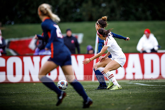 Wisconsin Women's Soccer Team vs. Illinois