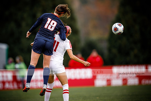 Wisconsin Women's Soccer Team vs. Illinois