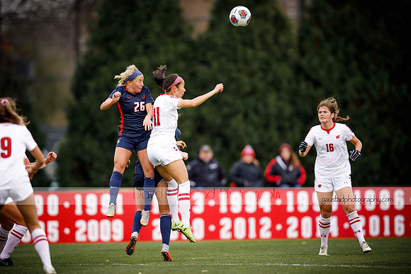Wisconsin Women's Soccer Team vs. Illinois