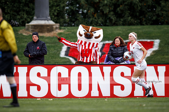 Wisconsin Women's Soccer Team vs. Illinois