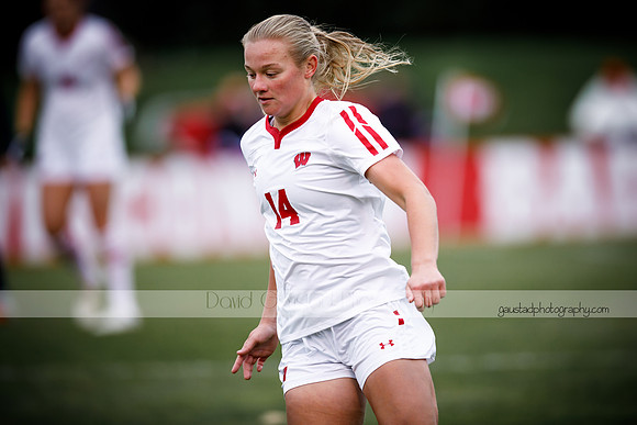 Maia Cella Wisconsin Women's Soccer Team vs. Illinois