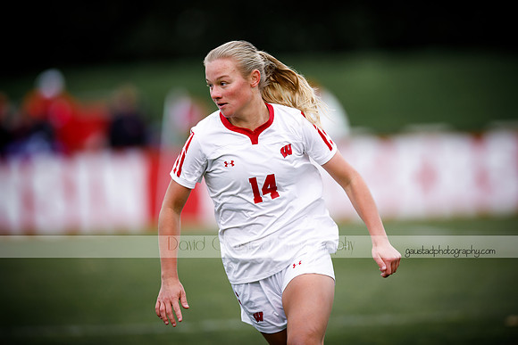 Maia Cella Wisconsin Women's Soccer Team vs. Illinois
