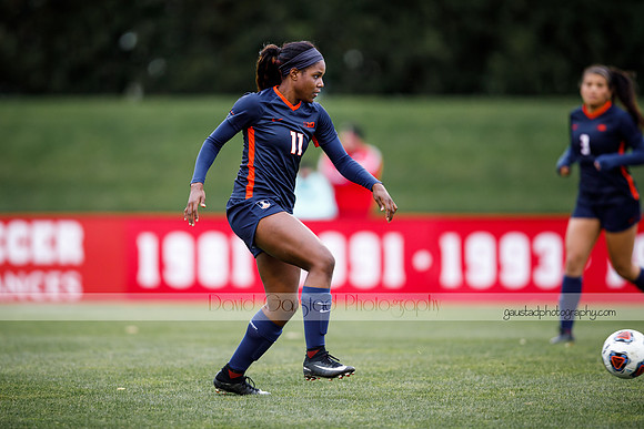 Wisconsin Women's Soccer Team vs. Illinois