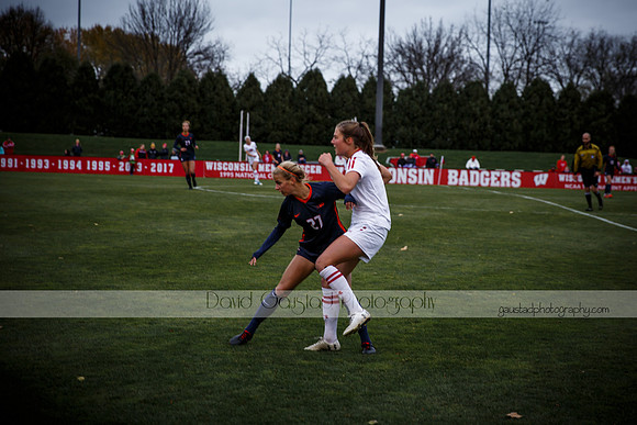 Wisconsin Women's Soccer Team vs. Illinois
