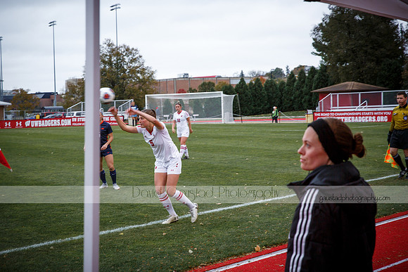 Wisconsin Women's Soccer Team vs. Illinois