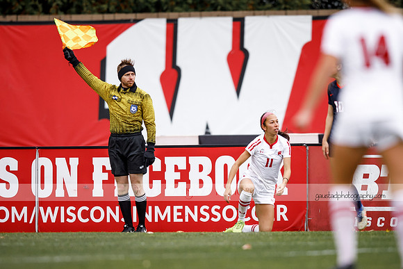 Wisconsin Women's Soccer Team vs. Illinois