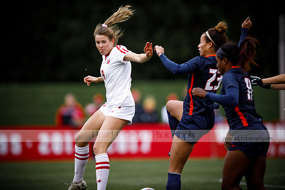 Wisconsin Women's Soccer Team vs. Illinois