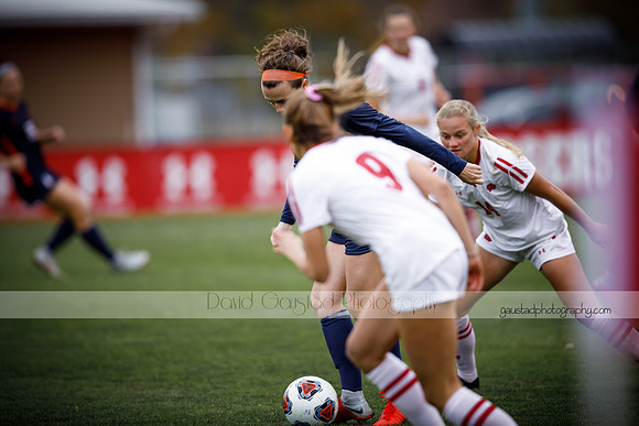 Wisconsin Women's Soccer Team vs. Illinois