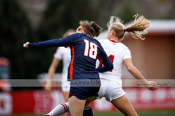 Wisconsin Women's Soccer Team vs. Illinois