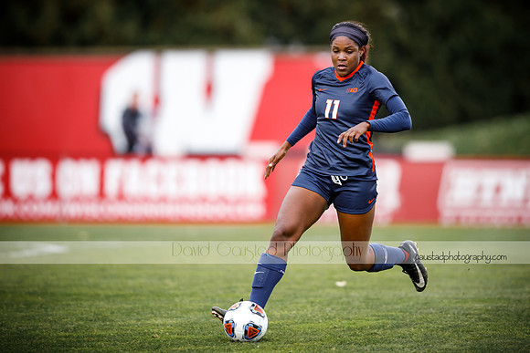 Wisconsin Women's Soccer Team vs. Illinois
