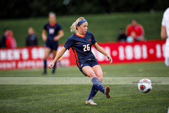 Wisconsin Women's Soccer Team vs. Illinois