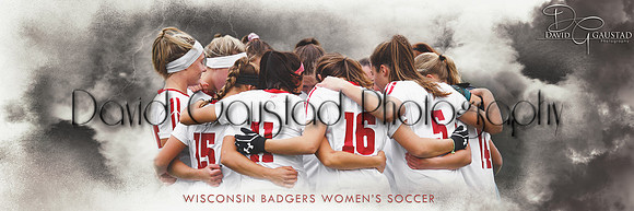 Wisconsin Badgers Women's Soccer team huddle