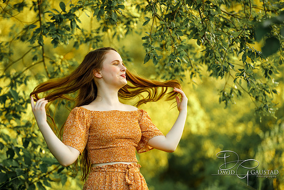 Senior Pictures DeForest,  Madison, Waunakee,  Sun Prairie. Middleton, Lodi, Verona, Oregon